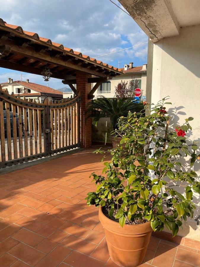 Raffinato Bilocale A Lido Di Camaiore Vicino Al Mare מראה חיצוני תמונה